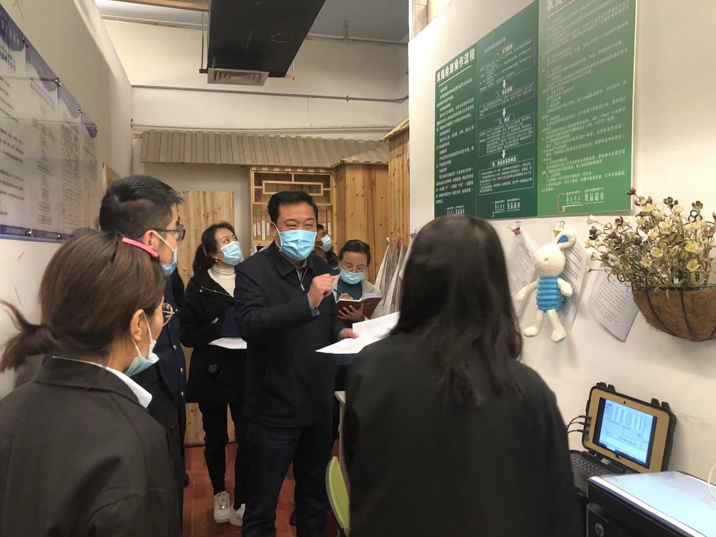 自治區市場監管系統“五一”期間開展食品經營安全監督檢查